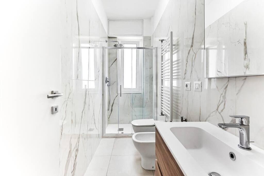 Alessia'S Flat - Caroli Apartment Milan Exterior photo